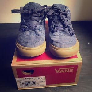 VANS HALF CAB (GUMSOLE) SHOES